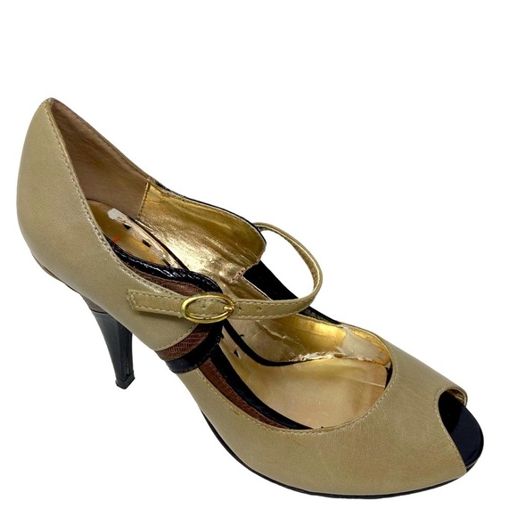 Charles by Charles David. Tru-tone Open Toe Strap Heels Size 7-1/2”B - Picture 6 of 8